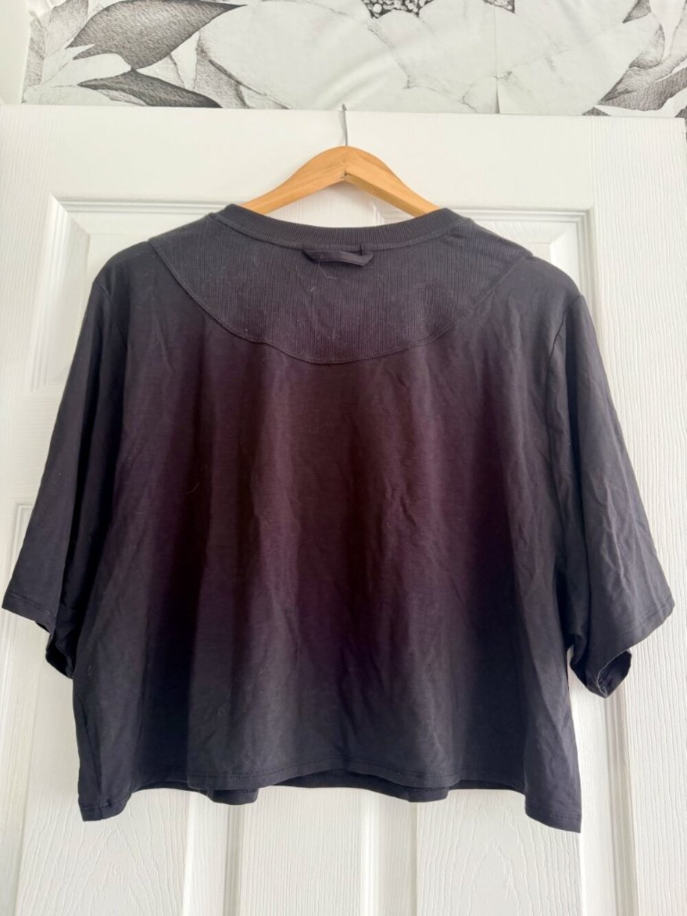 JoyLab Black Onyx Oversized Boxy Cropped Tee Size L NWT - Picture 4 of 6